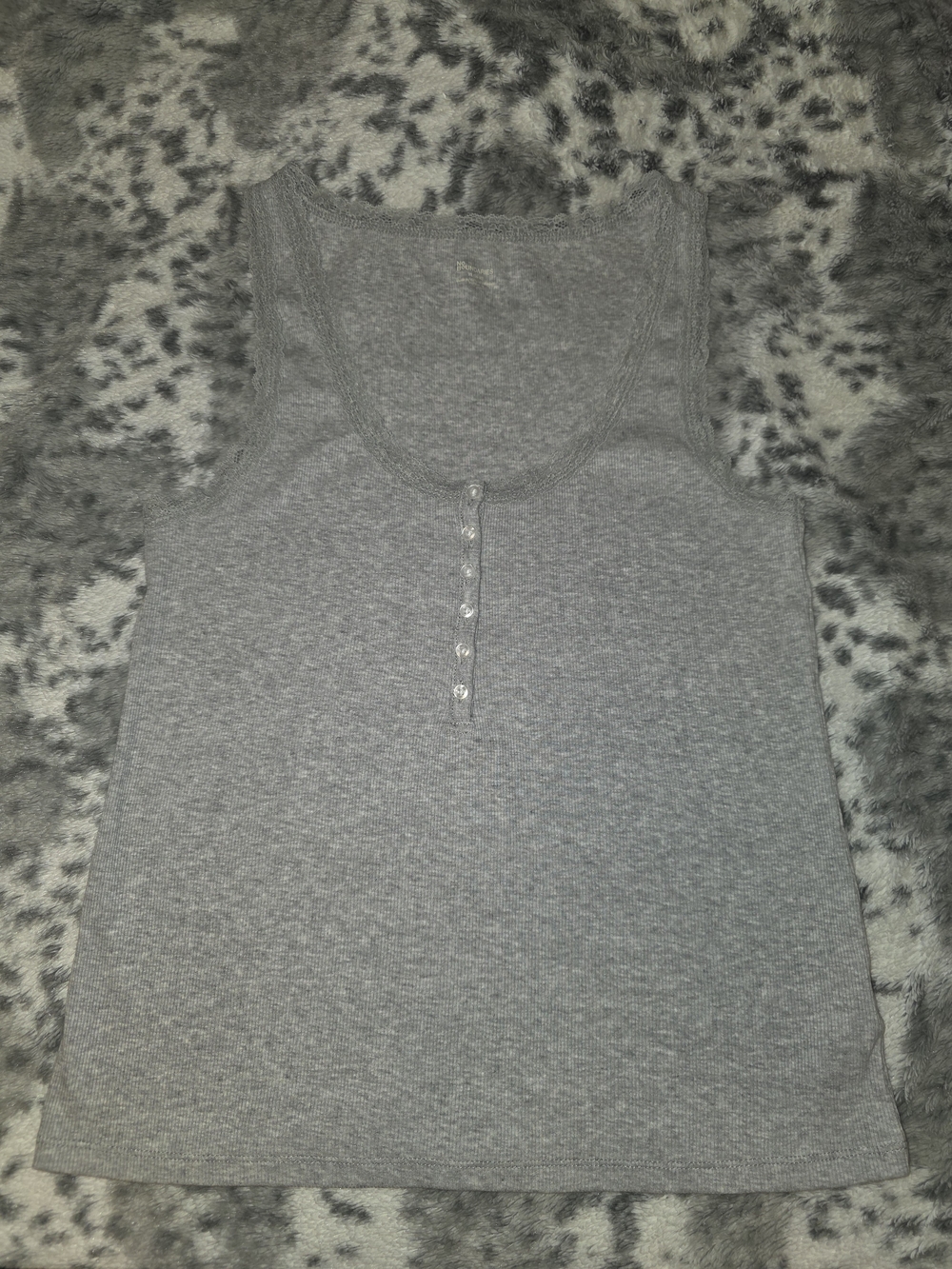No Boundaries Heather Gray Ribbed Tank